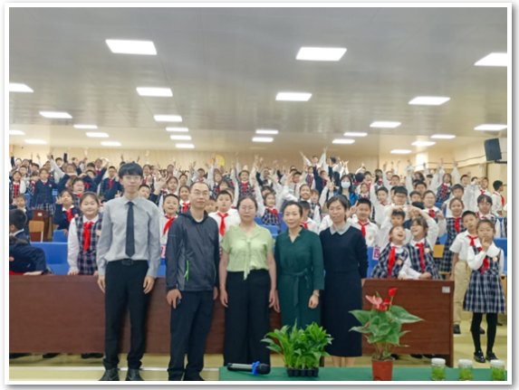 广州“院士专家校园行”活动在新港小学东校区顺利举行